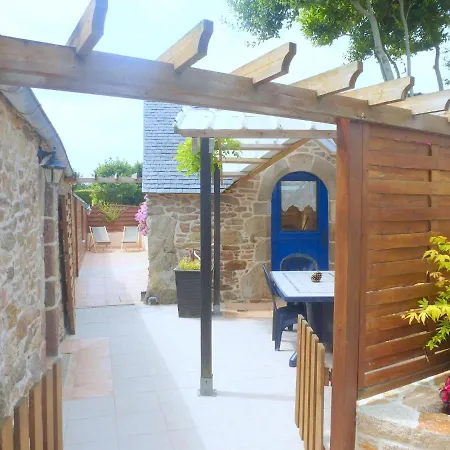 Breton Stone House Very Close To The Beach, * Landéda
